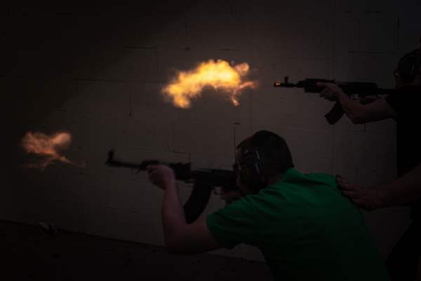 Volunteers' military training in Czech Republic's Brno