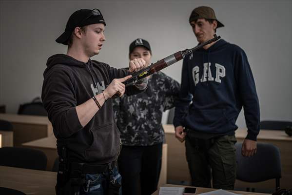 Volunteers' military training in Czech Republic's Brno