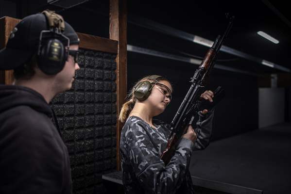 Volunteers' military training in Czech Republic's Brno
