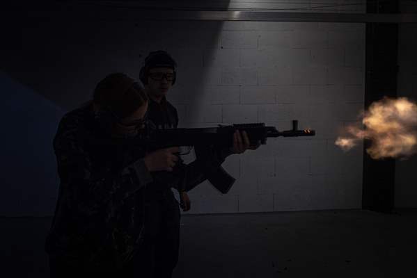 Volunteers' military training in Czech Republic's Brno