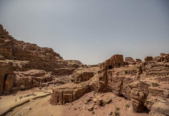 Rose red city: Jordan's Petra