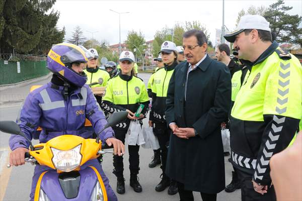 Bolu'da "Yayalar İçin 5 Adımda Güvenli Trafik" uygulaması yapıldı
