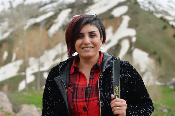 Tunceli'nin yaylalarında ilkbahar ve kış manzaraları bir arada