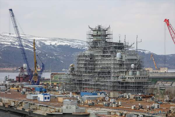 Russian aircraft carrier Admiral Kuznetsov in Murmansk