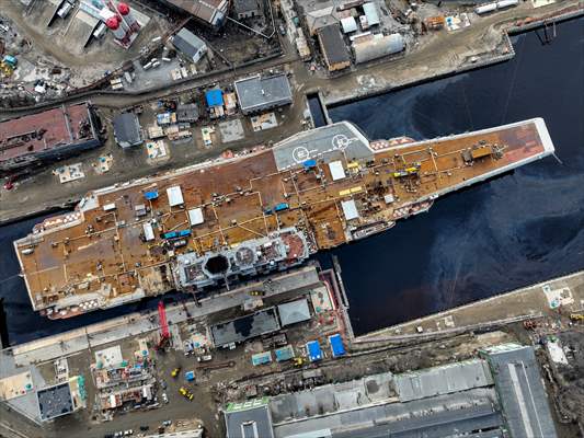 Russian aircraft carrier Admiral Kuznetsov in Murmansk