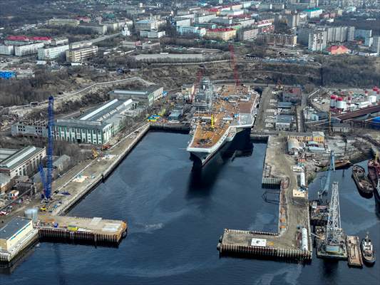 Russian aircraft carrier Admiral Kuznetsov in Murmansk