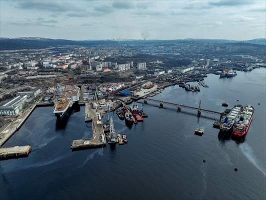 Russian aircraft carrier Admiral Kuznetsov in Murmansk