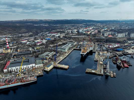 Russian aircraft carrier Admiral Kuznetsov in Murmansk