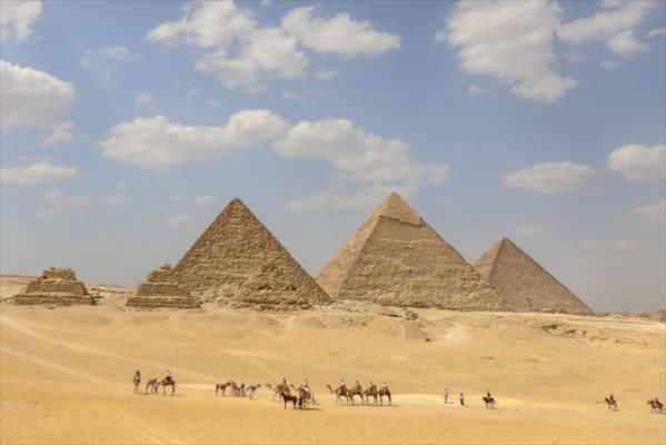 Cheops, Khafre and Mikerinos Pyramids in Giza