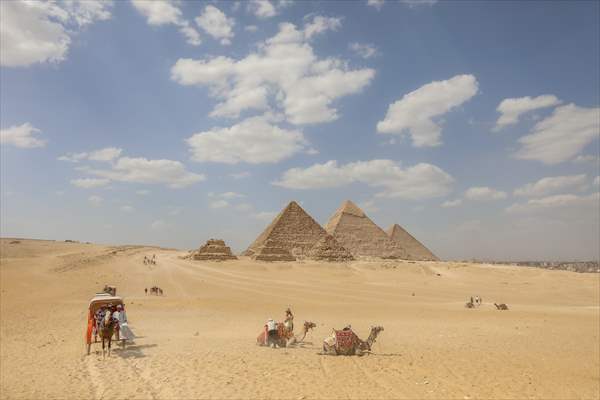 Cheops, Khafre and Mikerinos Pyramids in Giza