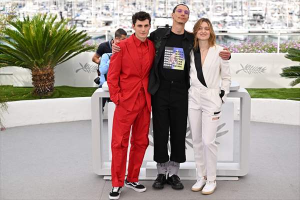 Butterfly Vision photocall - 75th Cannes Film Festival