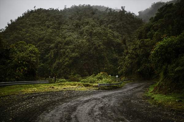 Colombia's most infamous road, Trampoline of Death