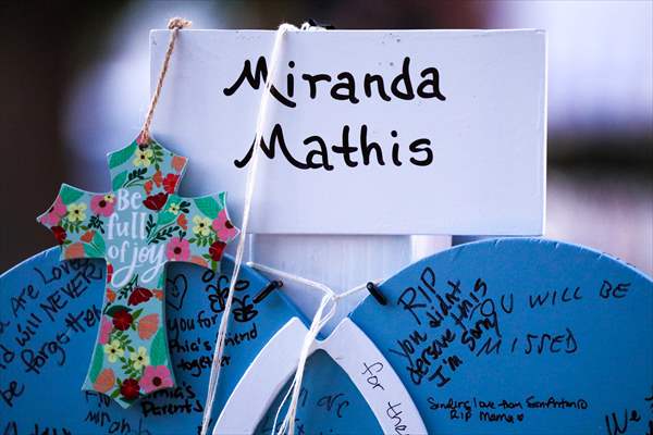 Mourners visit memorial for Texas school shooting victims