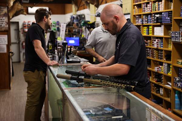 Gun sales in USA