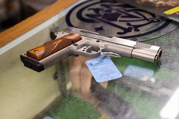 Gun sales in USA