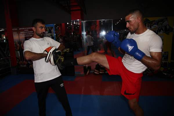 Milli kick boksçu Emrah Yaşar'ın hedefi İslami Dayanışma Oyunları