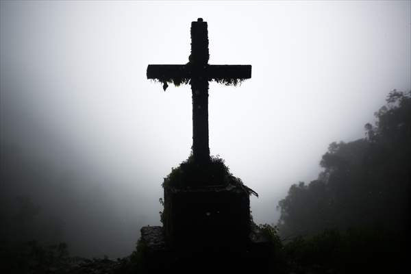 Descent from the summit towards the road to Los Yungas and the Death Road in La Paz