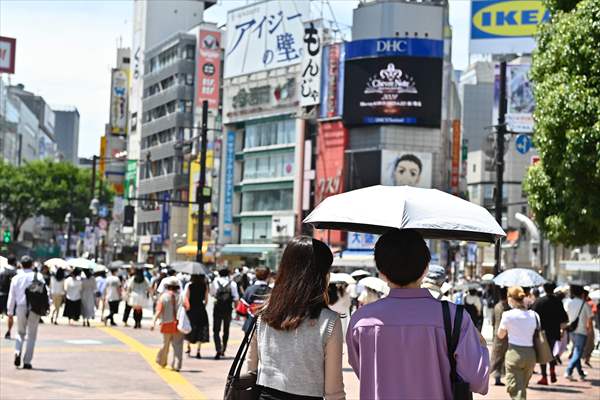 Hot weather in Tokyo