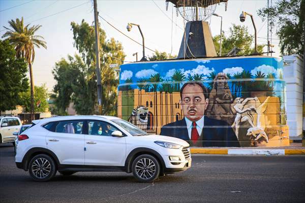 The walls of Baghdad are colored by murals of Iraqi artists