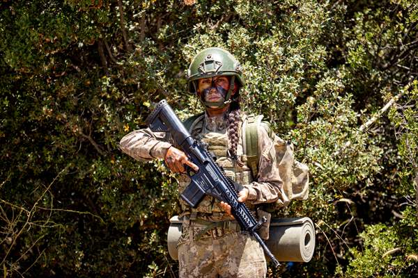 Military training of Turkish commandos in Turkiye's Isparta