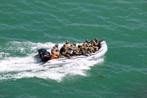 Military training of Turkish commandos in Turkiye's Isparta