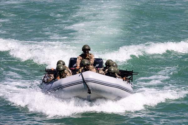 Military training of Turkish commandos in Turkiye's Isparta