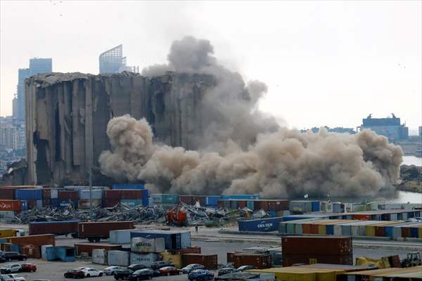 New collapse of grain silo in Beirut Port