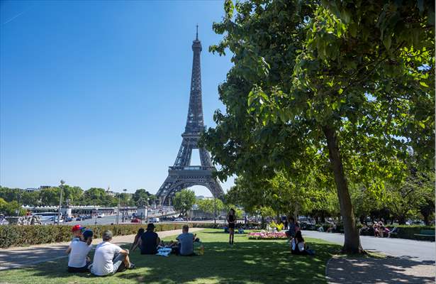 Heatwave in Paris