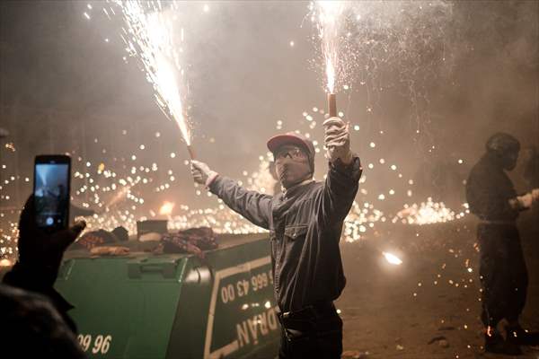 "Night of Alborada” fireworks in Elche