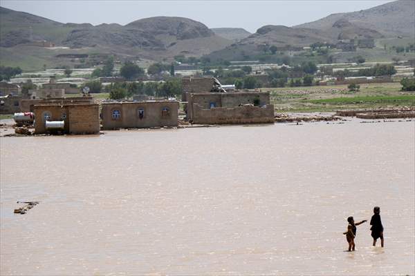 Heavy rains cause flash flooding in Yemen