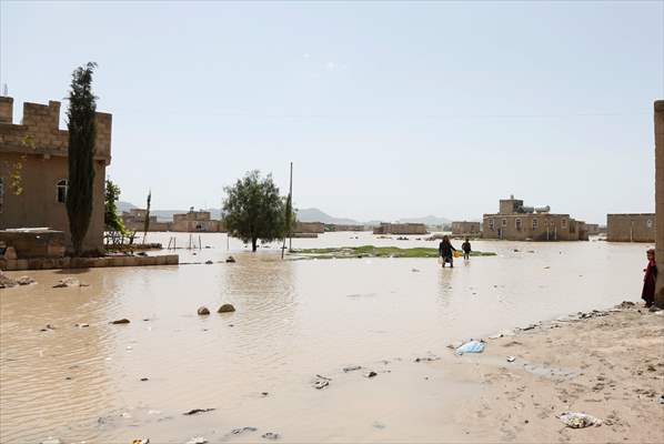 Heavy rains cause flash flooding in Yemen