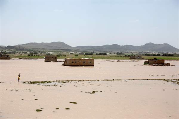 Heavy rains cause flash flooding in Yemen