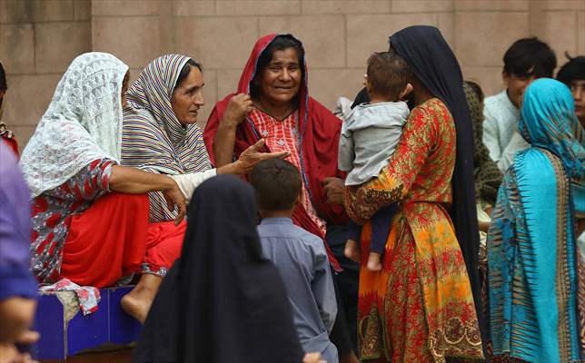 People migrate to Karachi after flash floods in Pakistan