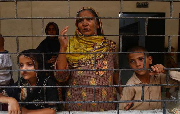 People migrate to Karachi after flash floods in Pakistan