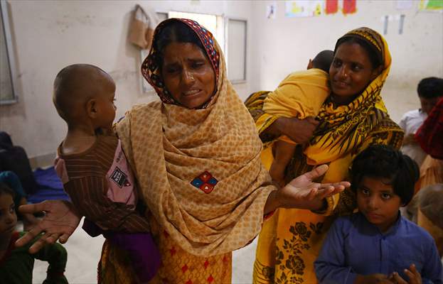 People migrate to Karachi after flash floods in Pakistan