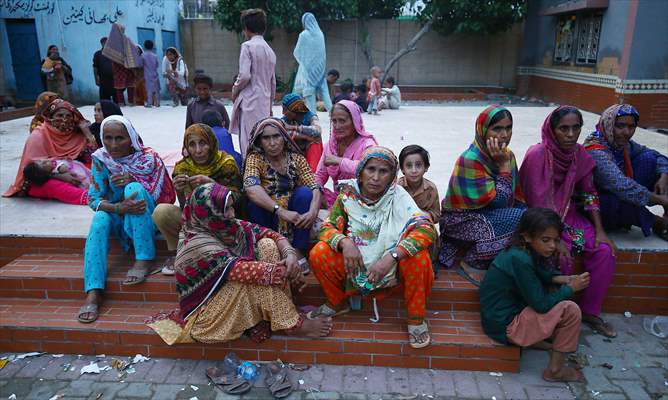 People migrate to Karachi after flash floods in Pakistan