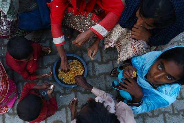 People migrate to Karachi after flash floods in Pakistan