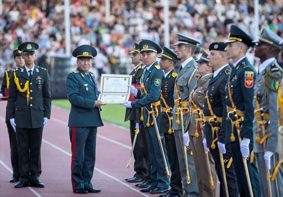 MSÜ Kara Harp Okulu Diploma Alma ve Sancak Devir Teslim Töreni