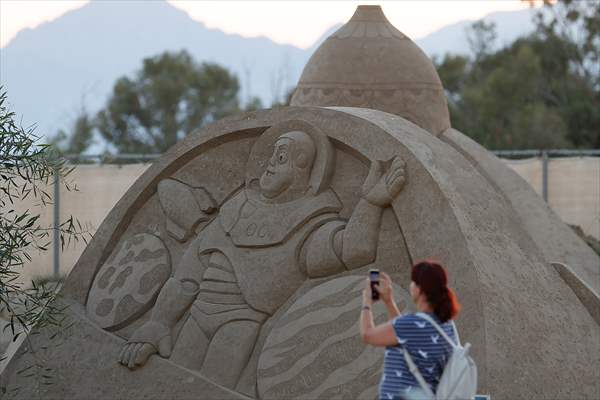 17th International Sand Sculpture Festival kicks off in Turkiye's Antalya