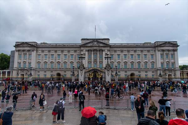 Queen Elizabeth II dies at the age of 96