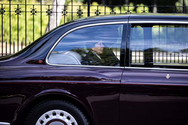 Queen Elizabeth II’s coffin travels from Balmoral Castle to the Palace of Holyroodhouse in Edinburgh