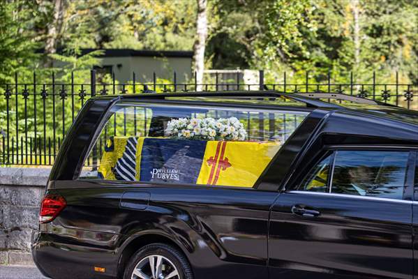 Queen Elizabeth II’s coffin travels from Balmoral Castle to the Palace of Holyroodhouse in Edinburgh