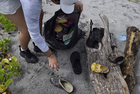 International Coastal Cleanup Day in El Salvador