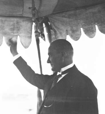 Atatürk, İstanbul'da