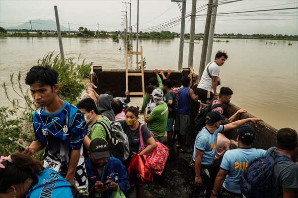 Super typhoon Noru hits Philippines