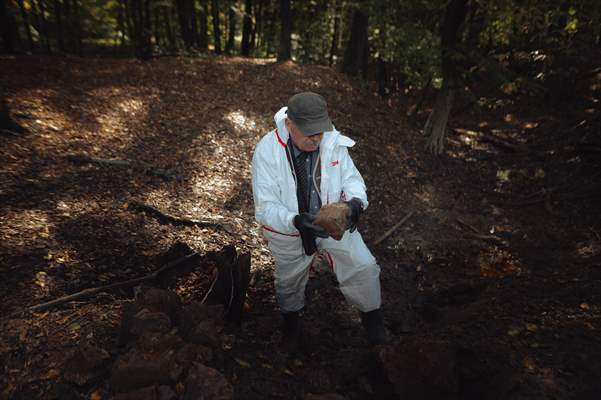 Search and removal of PCB contamination near Chemko Strazske chemical plant in Eastern Slovakia