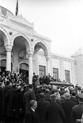 Atatürk'ün cenazesi Etnografya Müzesi'nde