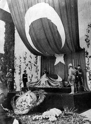 Atatürk'ün cenazesi TBMM'de