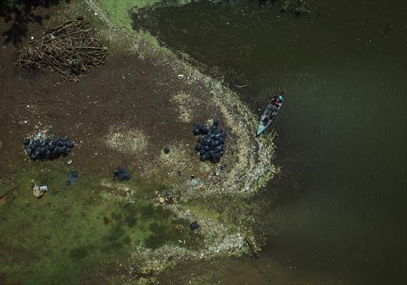 Cerron Grande reservoir pollution in El Salvador