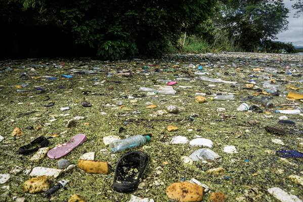 Cerron Grande reservoir pollution in El Salvador